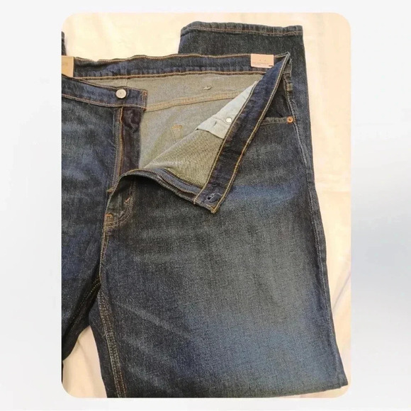 Levi’s 541 Athletic Tapered Dark Wash Jeans Size  46x32 - Picture 11 of 11